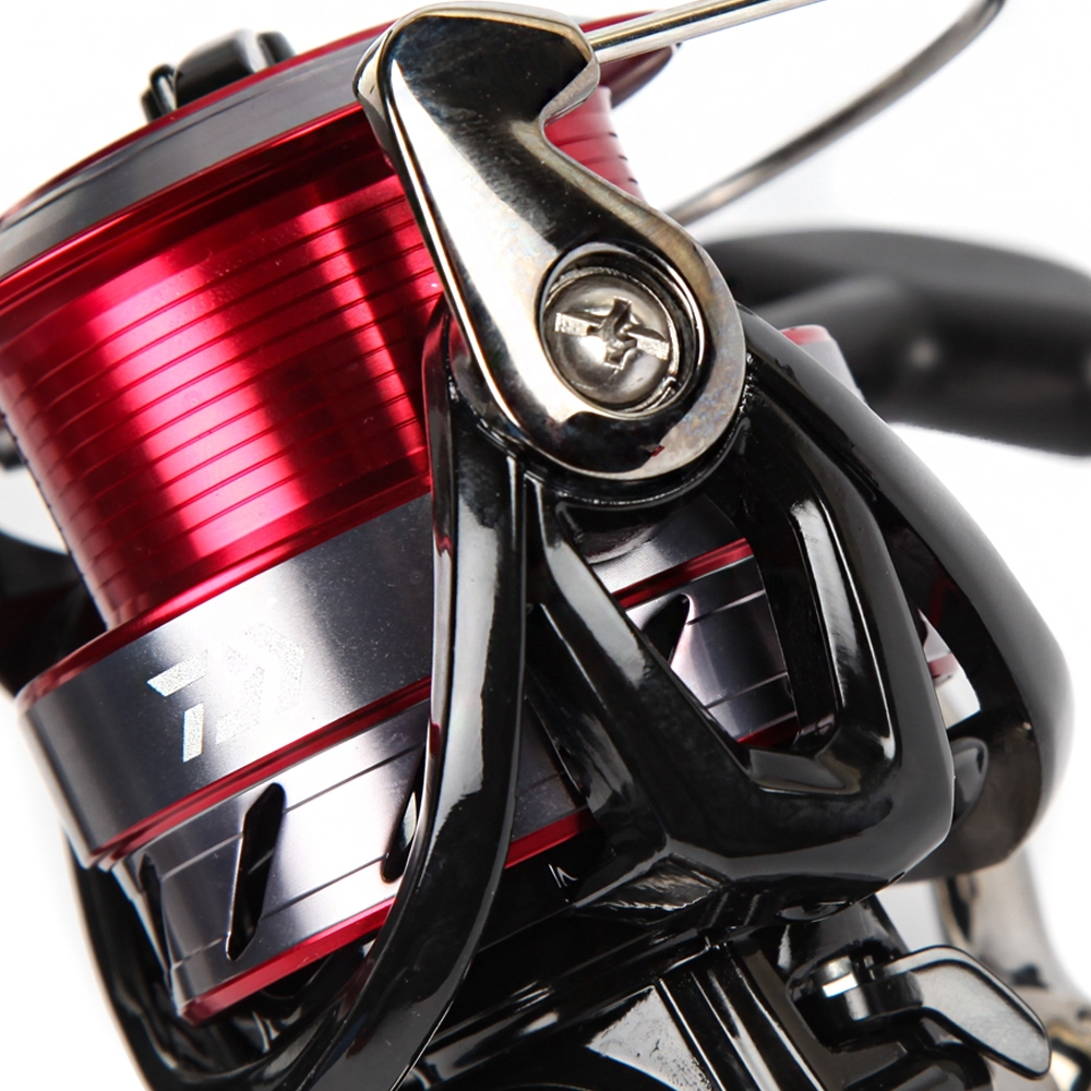 Daiwa Ninja Match & Feeder Reels Close Up 7 